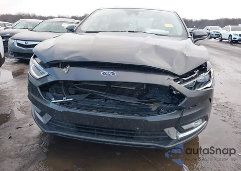 2017 Ford Fusion Titanium из США, поврежденный, VIN 3FA6P0K92HR283438